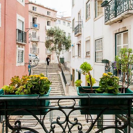 Joivy Charming Apt Near Fado Museum Lisbona Esterno foto