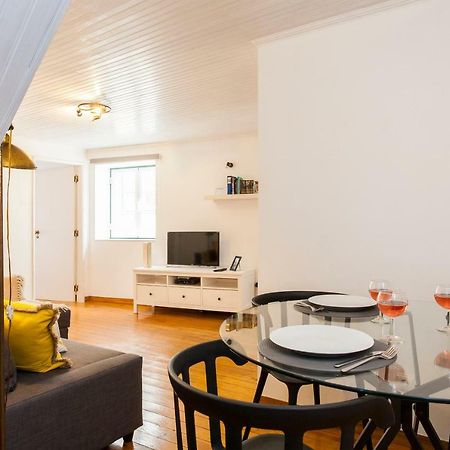 Joivy Charming Apt Near Fado Museum Lisbona Esterno foto