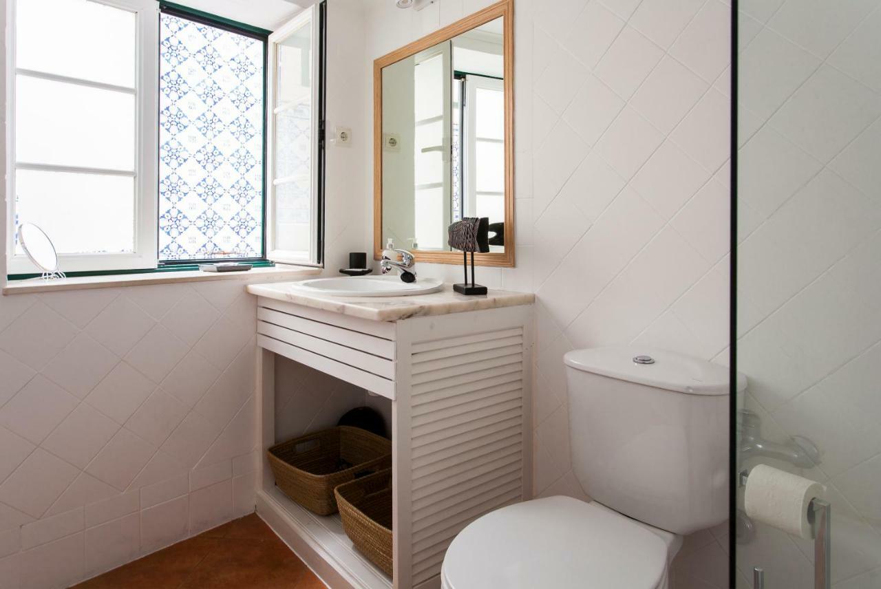 Joivy Charming Apt Near Fado Museum Lisbona Esterno foto