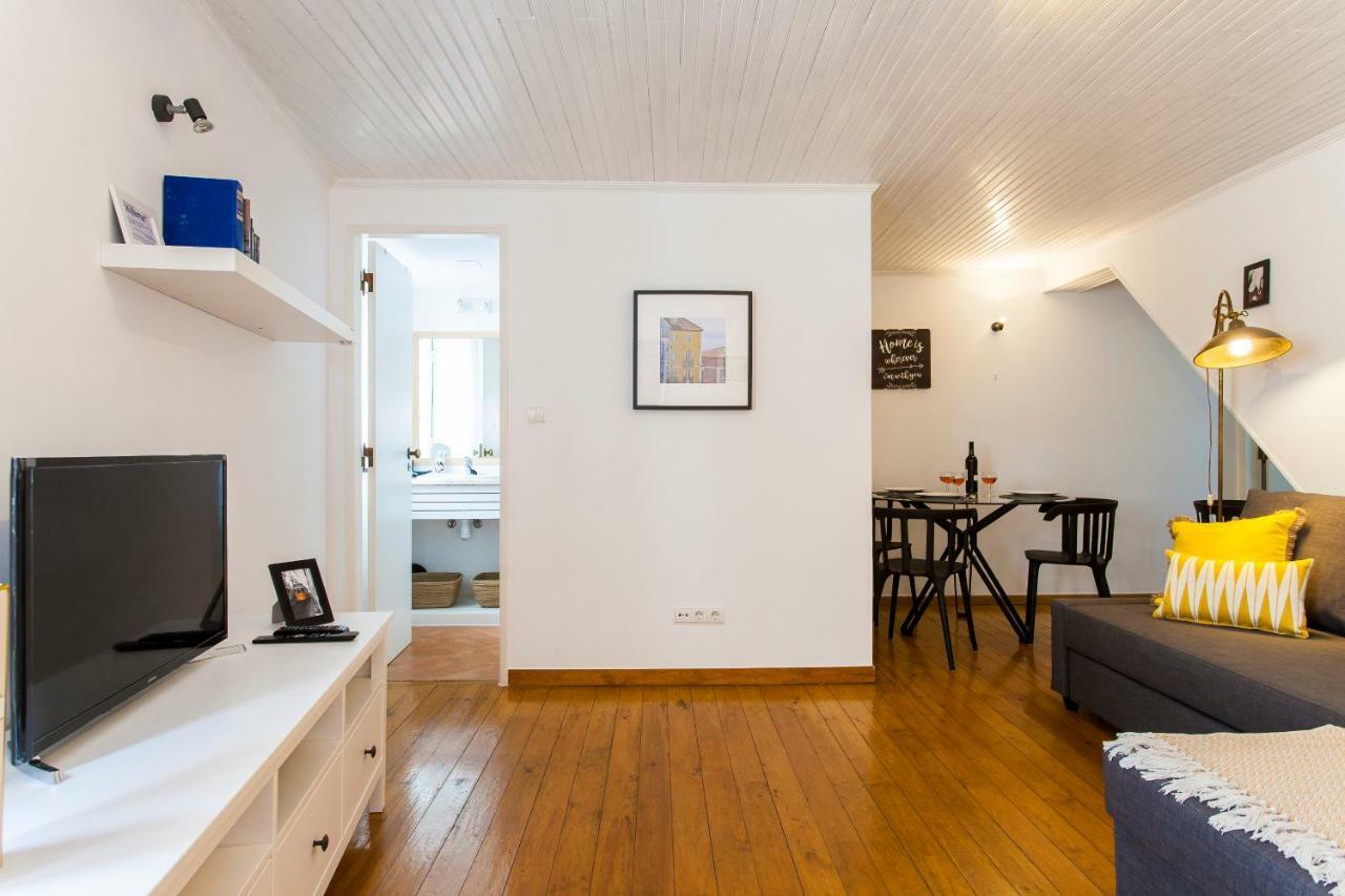 Joivy Charming Apt Near Fado Museum Lisbona Esterno foto