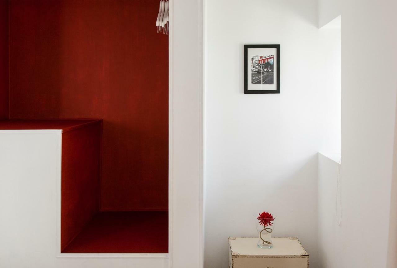 Joivy Charming Apt Near Fado Museum Lisbona Esterno foto